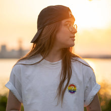 Charger l'image dans la galerie, T-shirt Blanc JSQPJ? X LGBTQ+
